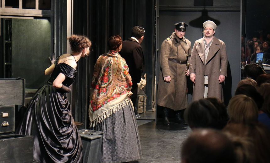 Свои люди - сочтемся! 