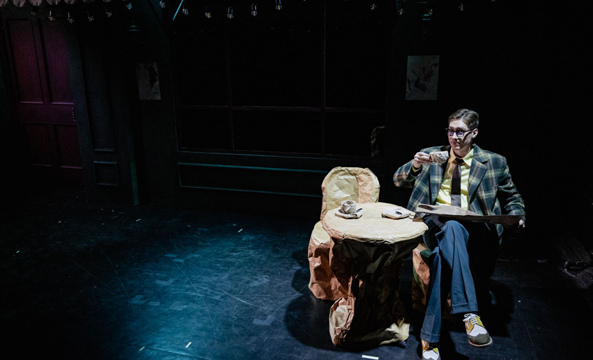 Коричневое утро