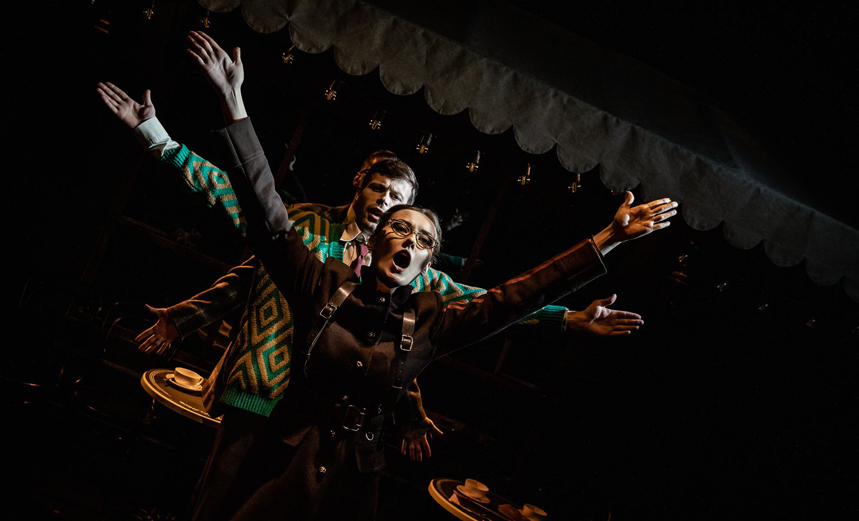 Коричневое утро